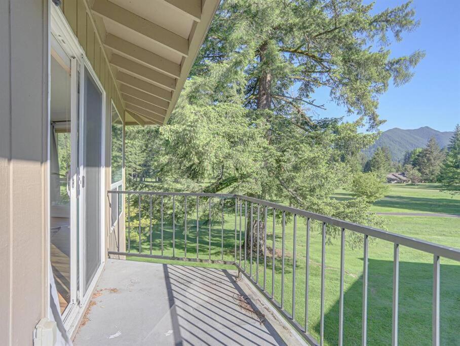 Ski-Mount Hood Charm-Welches,Golf And Ski Resort Condo,W&D, Wifi,Near Woods,Hiking,Fishing Mount Hood Village Ngoại thất bức ảnh